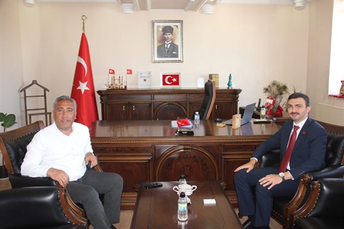 Belediye Başkanı Sayın Turgay KESLER, Kaymakamımız Sayın İbrahim PELİT’e Hayırlı Olsun Ziyaretinde Bulundu. 